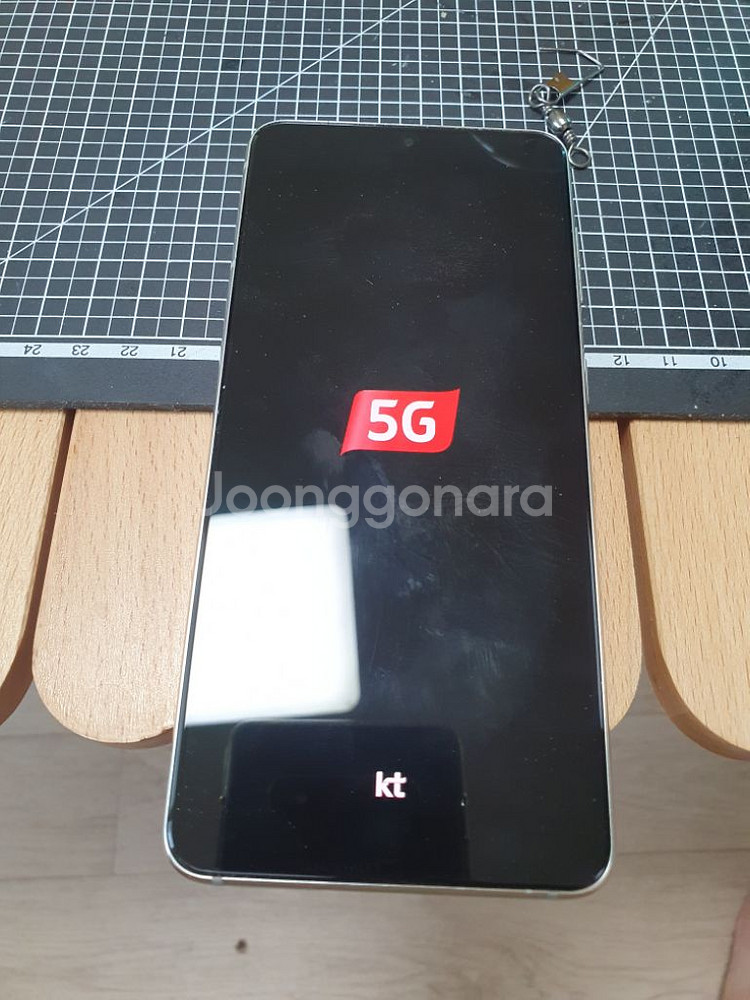 갤럭시S21 5g 256g 팬텀화이트 팝니다.--1