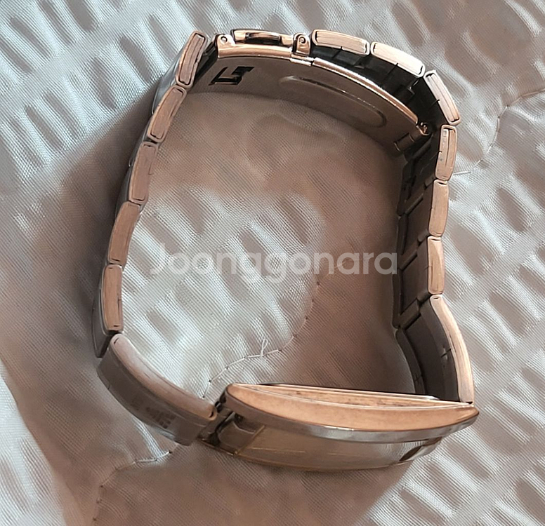 엠포리오 아르마니 여성시계ㆍ메탈ㆍ실버ㆍ소장품 [판매]--3