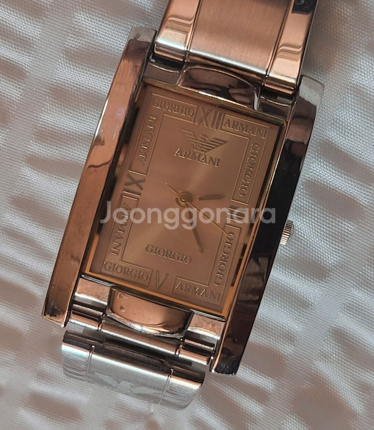 엠포리오 아르마니 여성시계ㆍ메탈ㆍ실버ㆍ소장품 [판매]--1