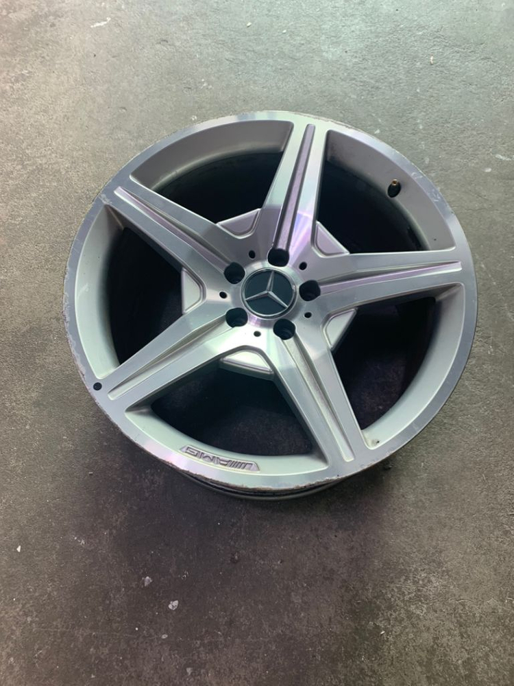 벤츠 정품 AMG 19인치 휠 4짝 한대분+휠볼트20개--6