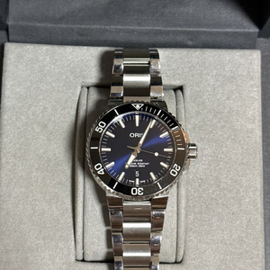 오리스애커스 43.5mm 딥블루