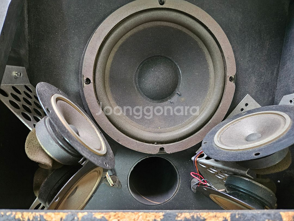 BOSE 601 내놓습니다--8