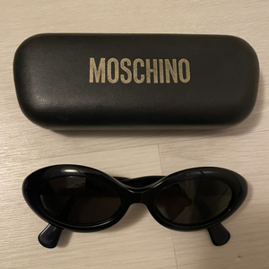 Moschino 선글라스