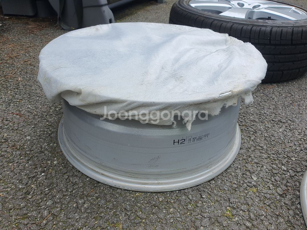 벤츠.215/45/.R17--8