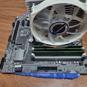 컴퓨터 부품 i5 8500,메인보드 등 일괄판매