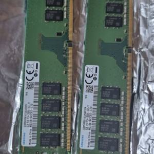 삼성 8G DDR4 RAM 2개