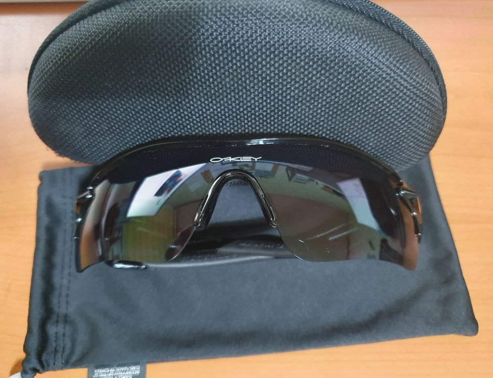 오클리선그라스 내놓습니다--1