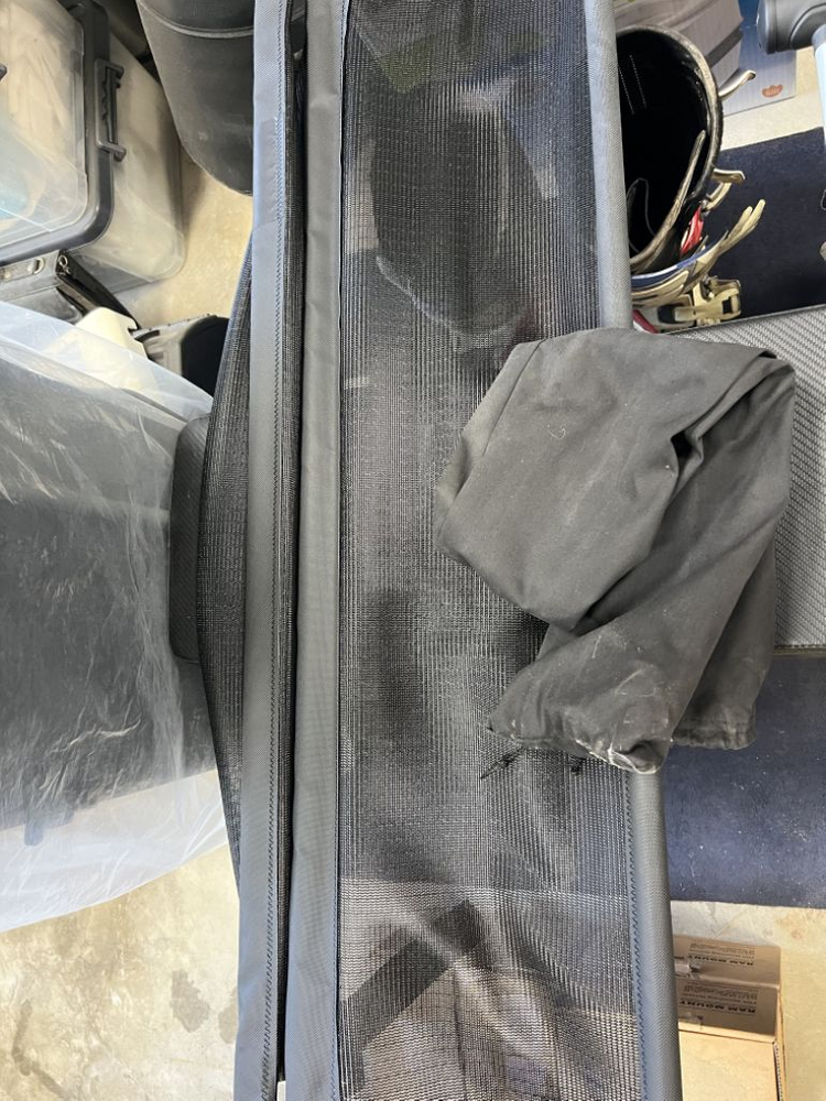 1세대 아우디 q5 트렁크 정품 악세사리 가로바 팝니다--5