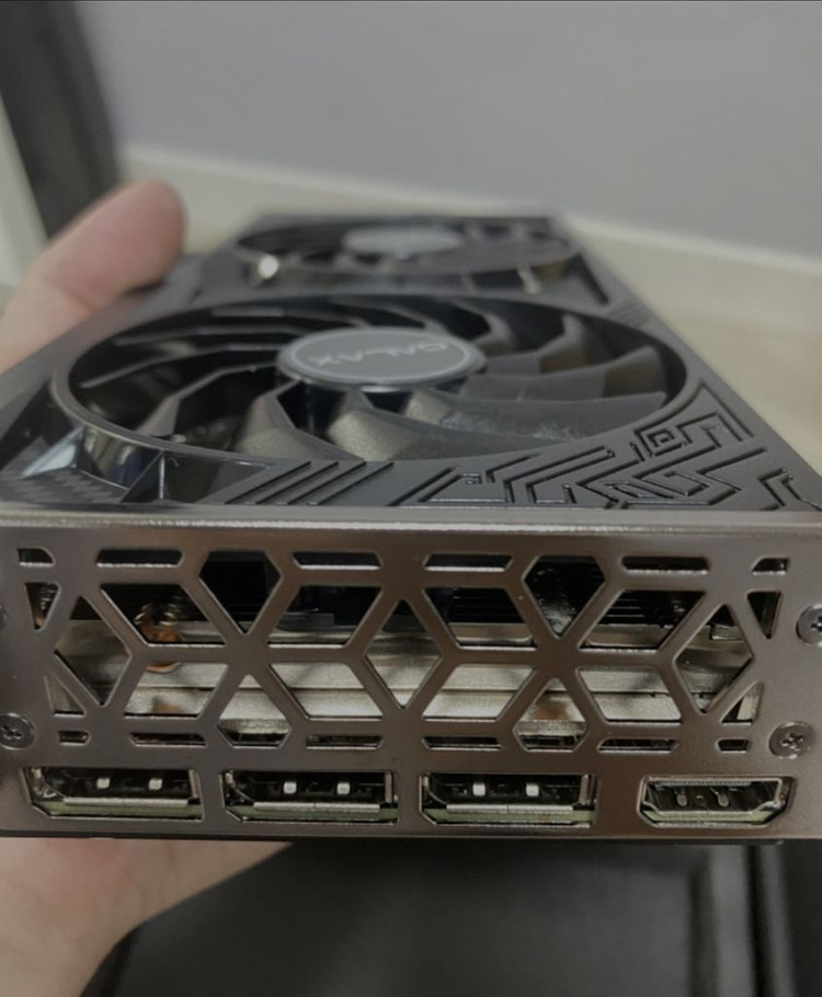 갤럭시 4060ti 판매합니다.--3