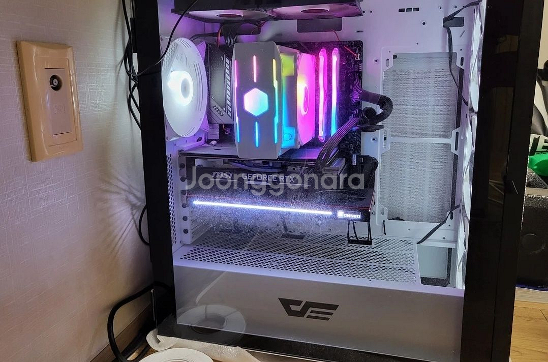 컴퓨터 본체 판매합니다--0