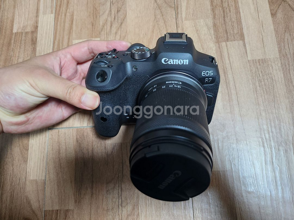 캐논 R7 바디 + 18-150 RF-S 렌즈 세트--4