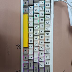 GMK67 유무선 키보드 피아노 스위치