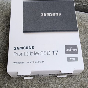 삼성전자 포터블 SSD T7 (1TB)-미개봉새상품