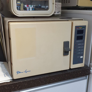 고압 멸균기 오토클래이브 auto clave 팝니다.