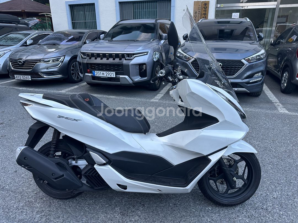 pcx125 21년식 abs모델 신차급 판매 합니다키두--1