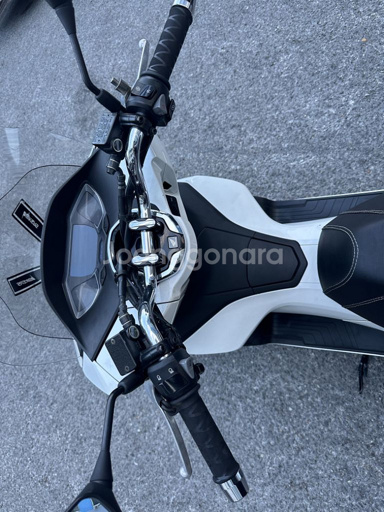pcx125 21년식 abs모델 신차급 판매 합니다키두--8