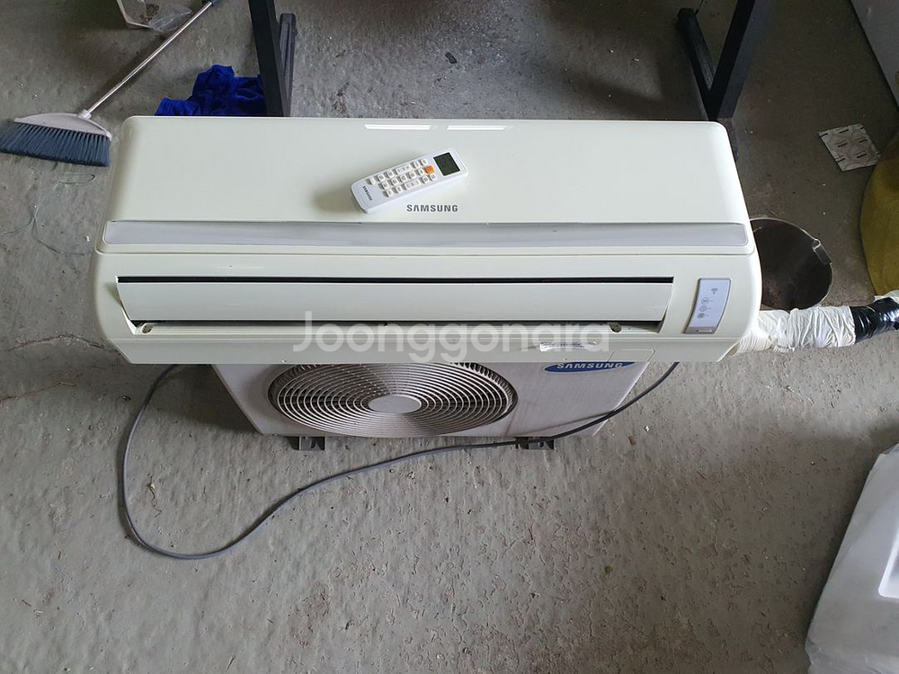삼성 벽걸이 에어컨 6평 AR06FCBM1WQ--1