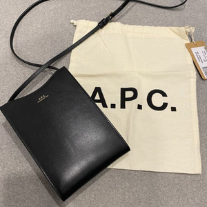 A.P.C 아페쎄 제이미백 블랙 판매합니다.