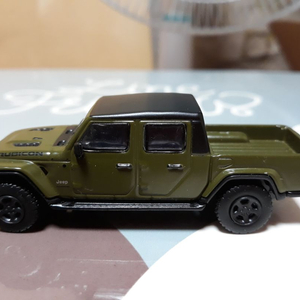 JKM 1/64 글래디에이터 다이캐스트