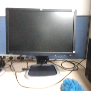 HP L2245w 모니터