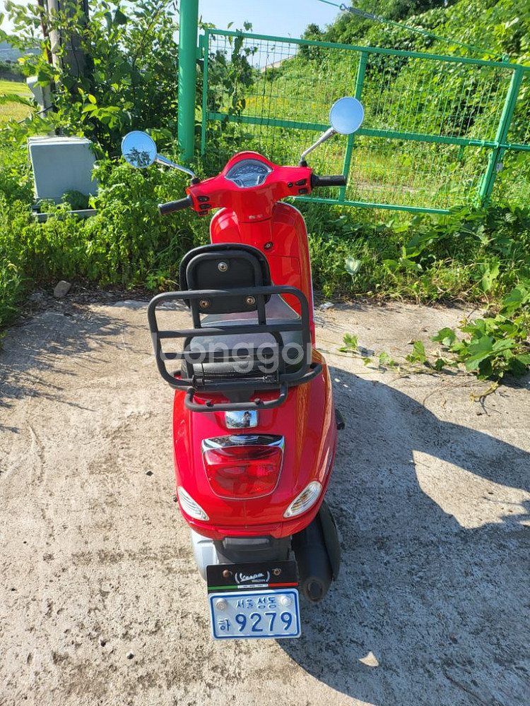 vespa LX125 2023년식 3000km 팝니다.--2