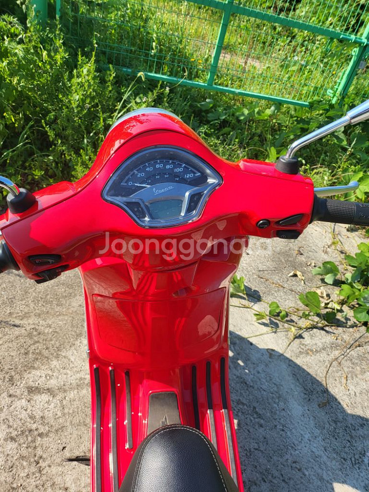 vespa LX125 2023년식 3000km 팝니다.--4