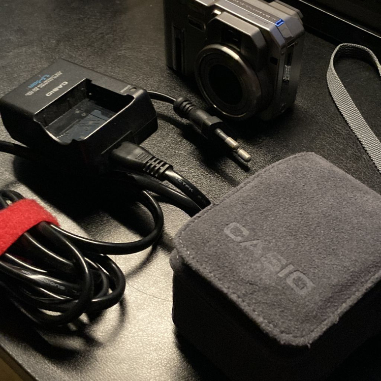 카시오 엑슬림 P600 디카--1