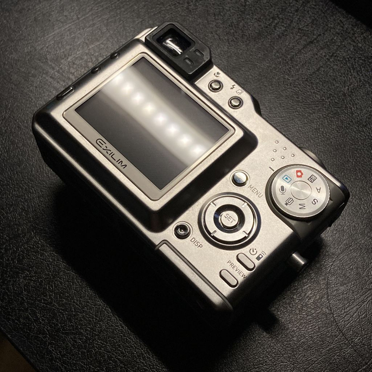 카시오 엑슬림 P600 디카--4