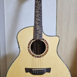 크래프터 KGAE-27 sr premium 아이유 기타