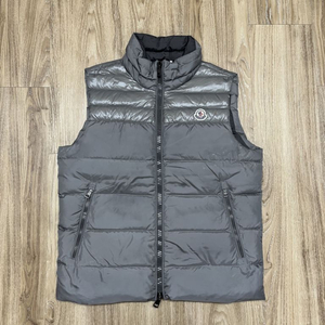 몽클레어 Dupres Gilet 다운 패딩 베스트