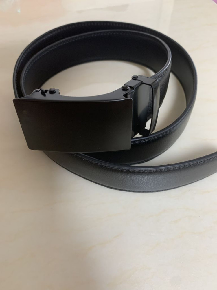 새제품 남성용 블랙무지 가죽벨트 편안한 벨트 판매합니다--1