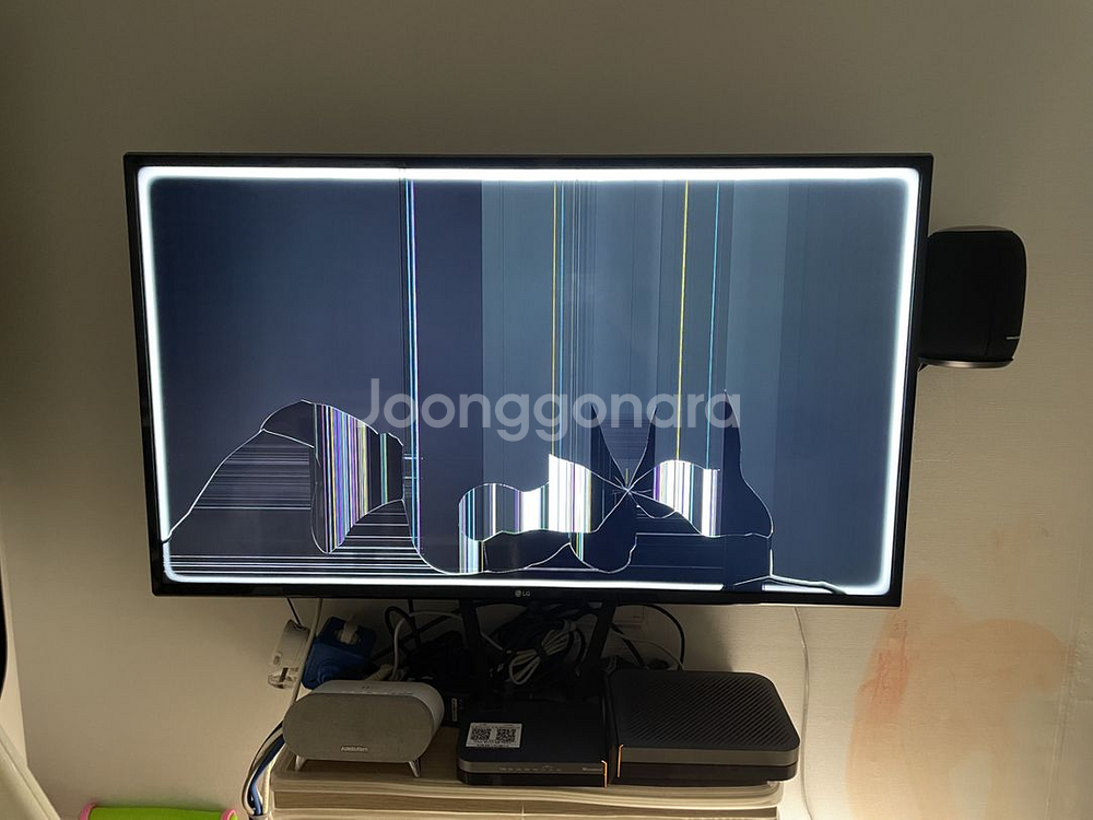 lg tv 43인치 액정파손 부품용--1
