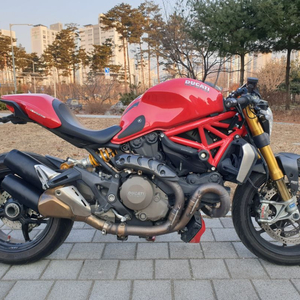 두가티 몬스터1200s 2015년식 판매합니다