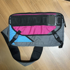 디젤 Diesel 메신저백