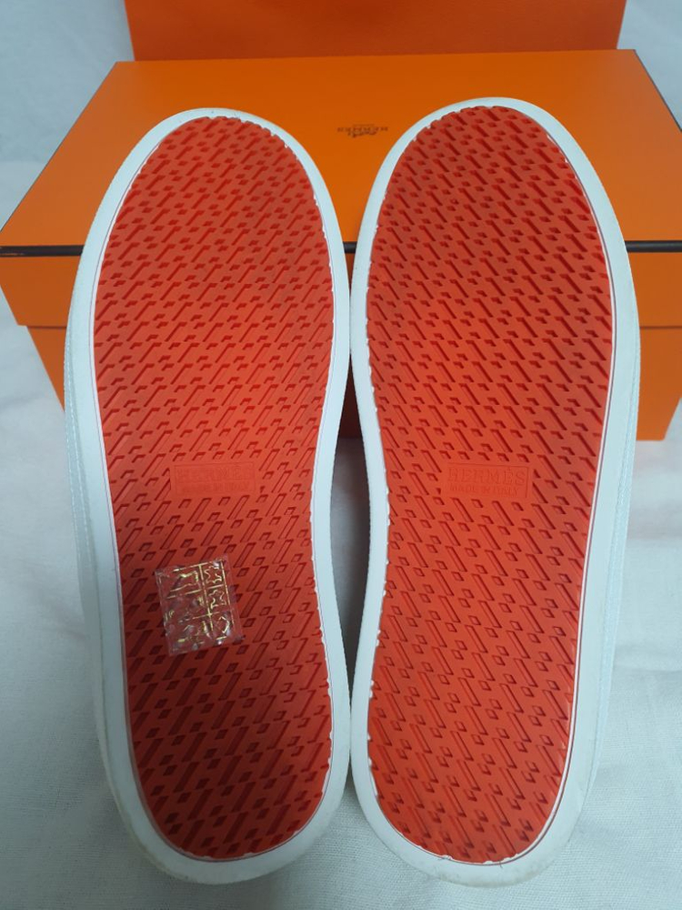 에르메스 부메랑 스니커즈 이미지