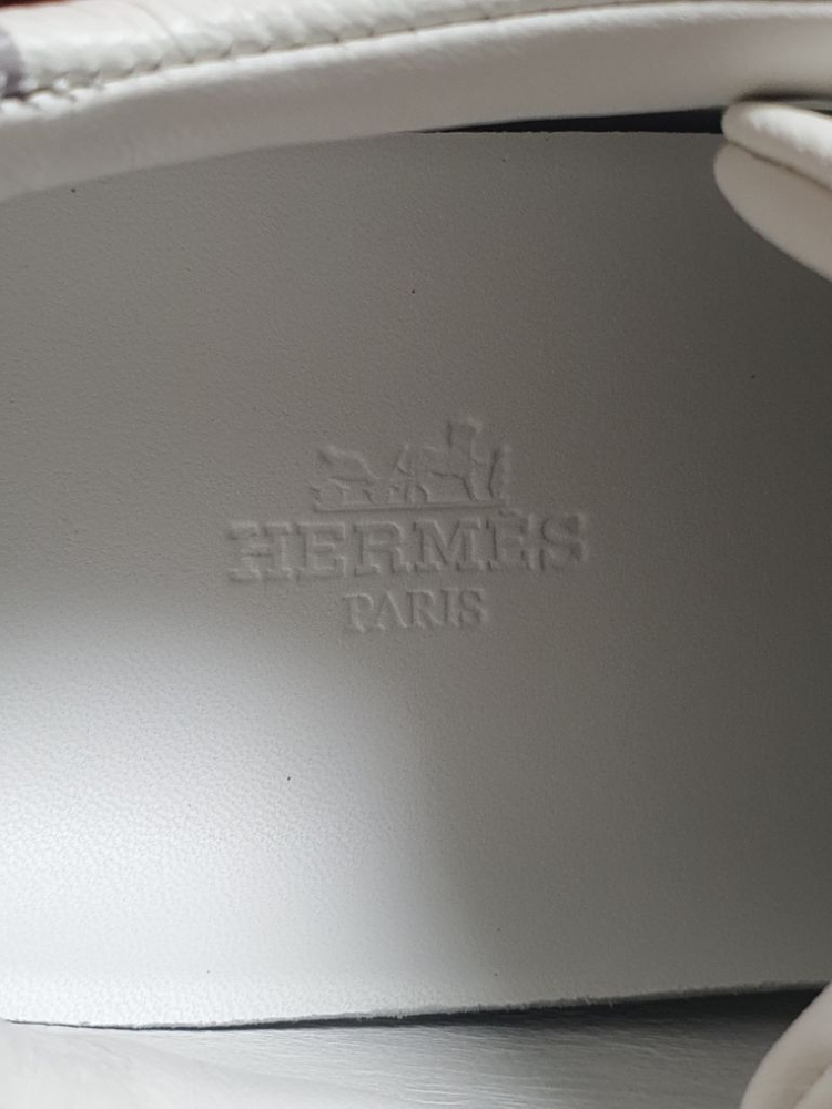 에르메스 부메랑 스니커즈 이미지