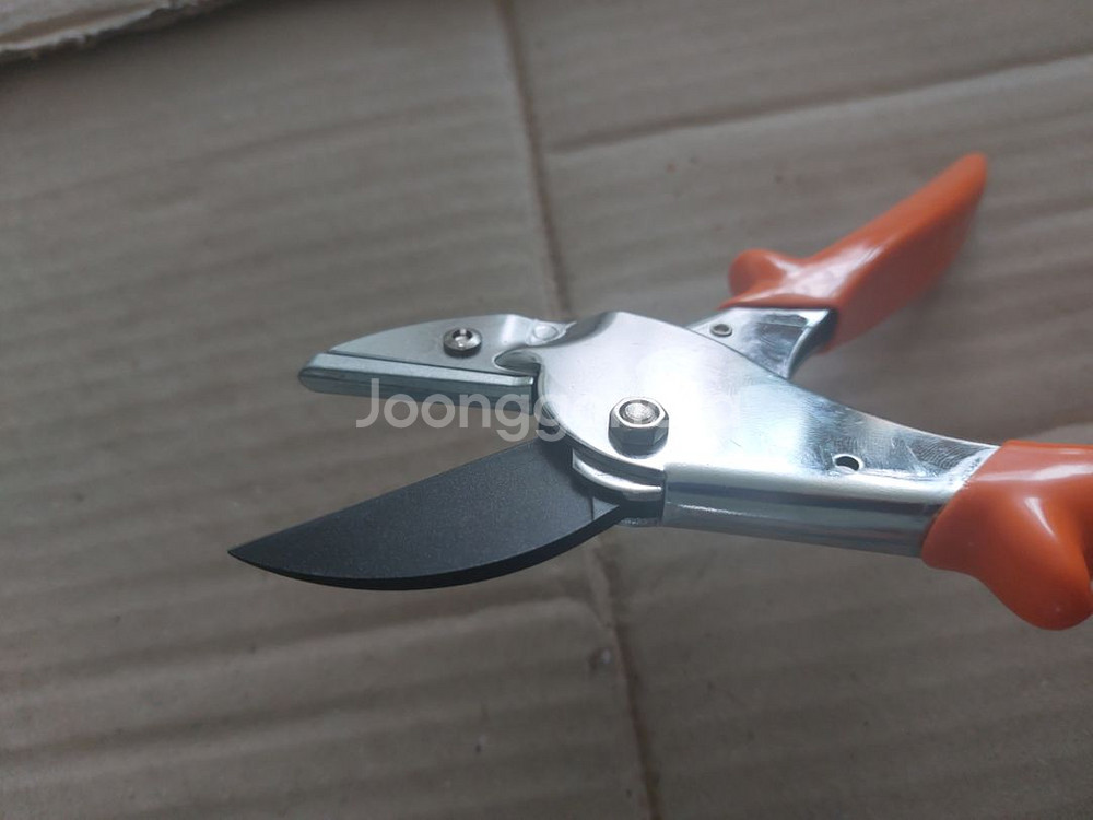 스프링 내장형 강력 전지가위 굵은가지용--4