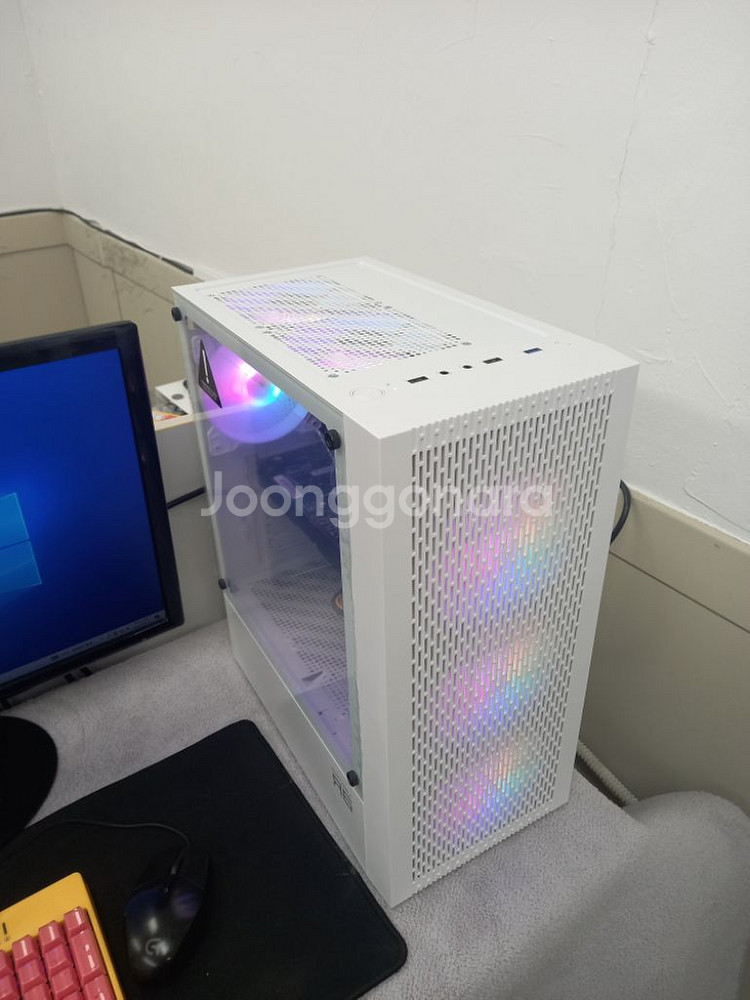 게임용 본체 상태 SSS급 네고 가능 o 문제시 당일--1