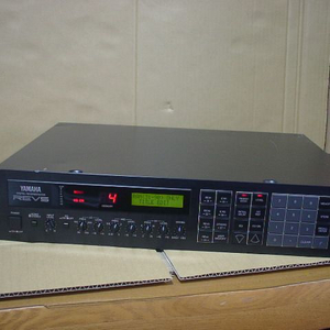 Yamaha REV-5