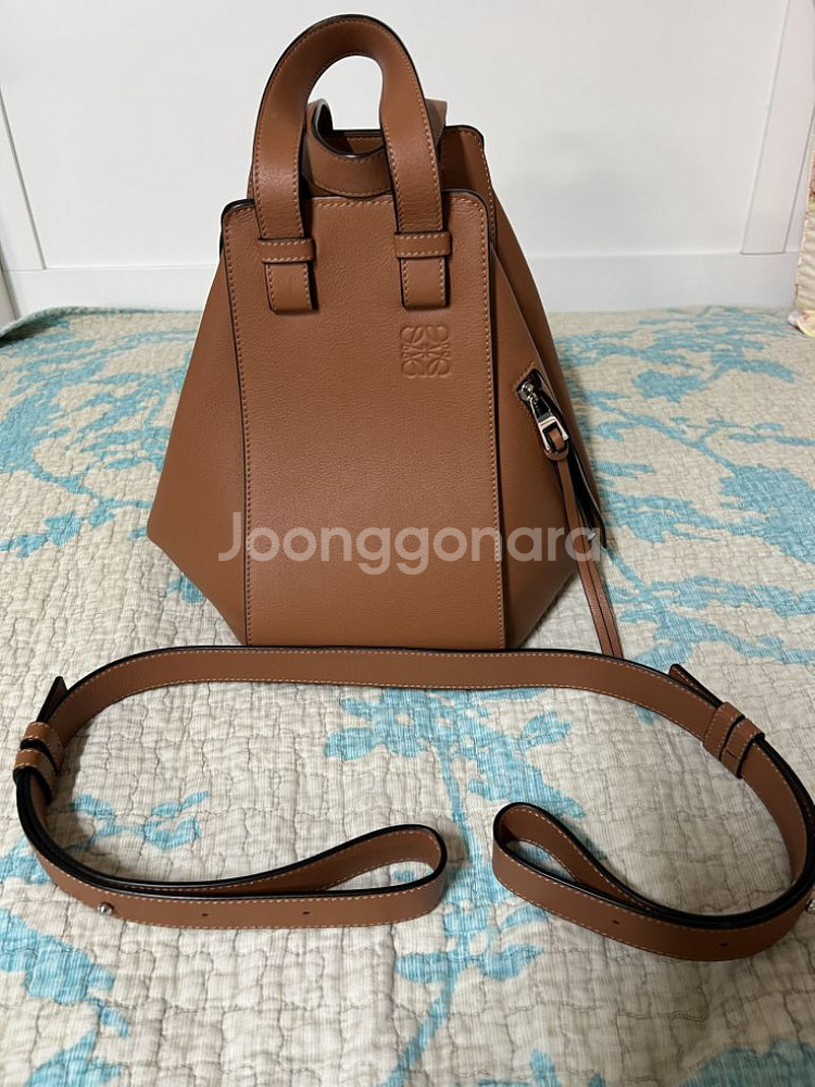 로에베 해머백 (s사이즈)--0