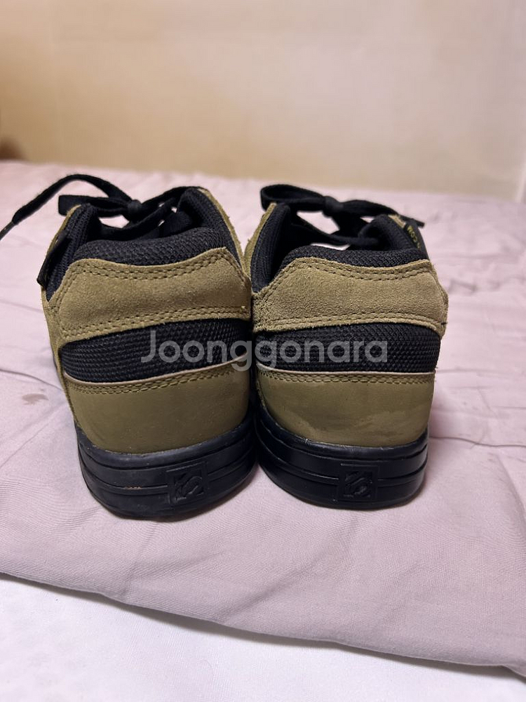 아디다스 파이브텐 프리라이더 헤이지 옐로우/블랙 자전거--2