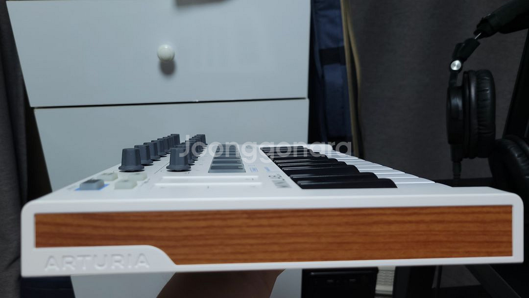 마스터 건반 Arturia minilab mk2--2
