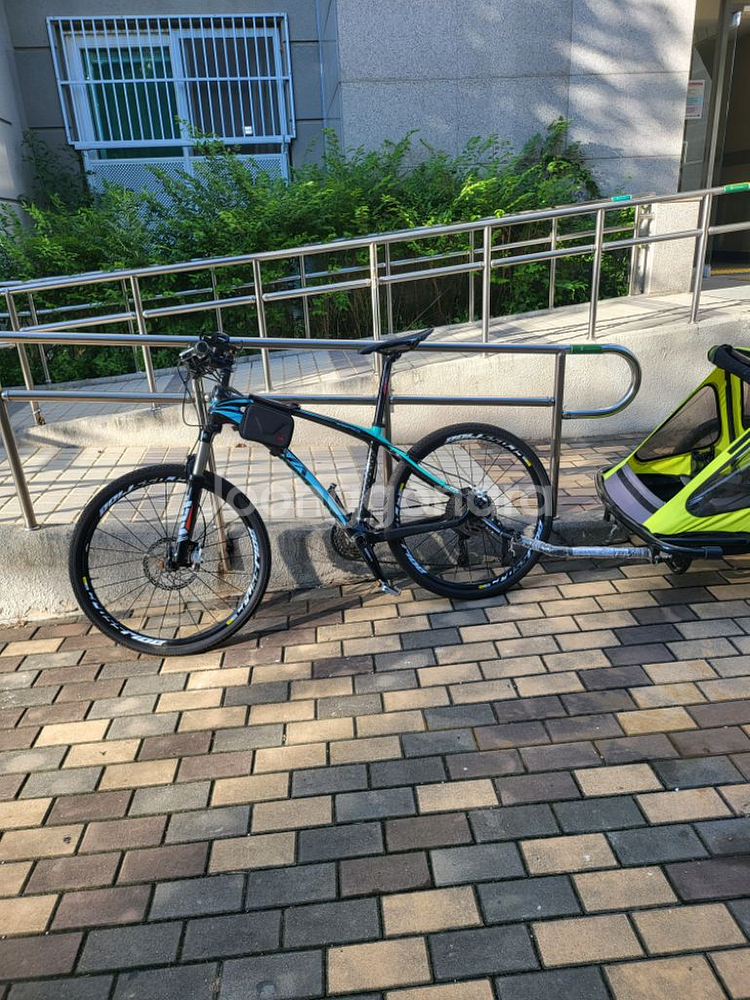 카본 MTB 자전거 팝니다--0