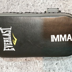 에버라스트 MMA 무에타이 패드 킥미트 복싱 용품