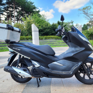 혼다 PCX125 20년식 멧블랙 판매합니다