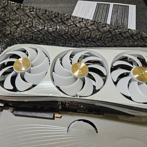 zotac RTX 4080 amp airo