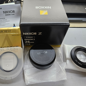 니콘 Z 26mm f2.8 렌즈 팝니다