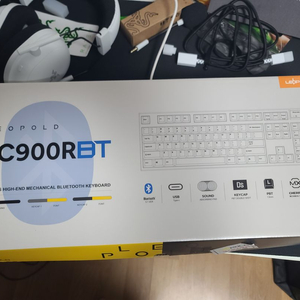 레오폴드 FC900RBT 갈축 팝니다