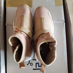 조던 트루너 하이 된장