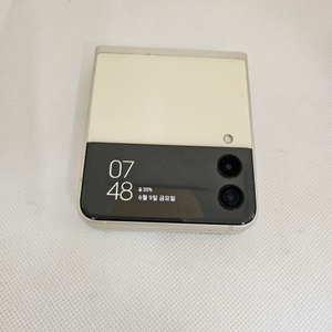 Z플립3 크림색상 256GB 수원인근 무료배달!